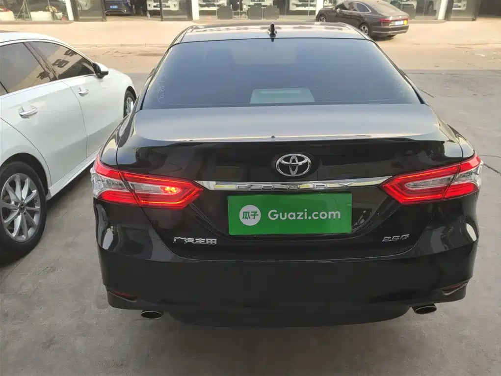 Camry 2.5 G Luxury
