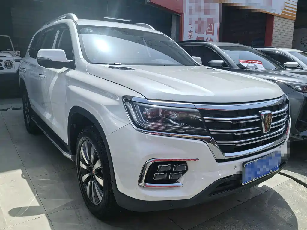 Roewe RX8 30 T Connected 4 WD Outstanding Flagship