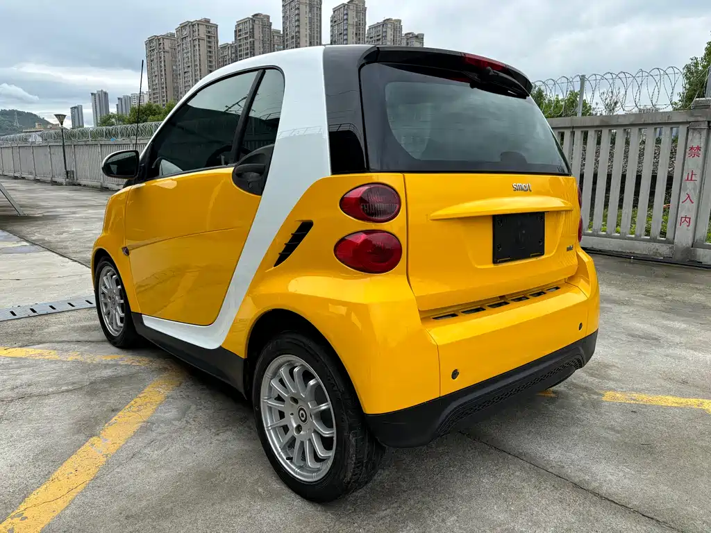 smart fortwo 1.0 MHD Hardtop Standard