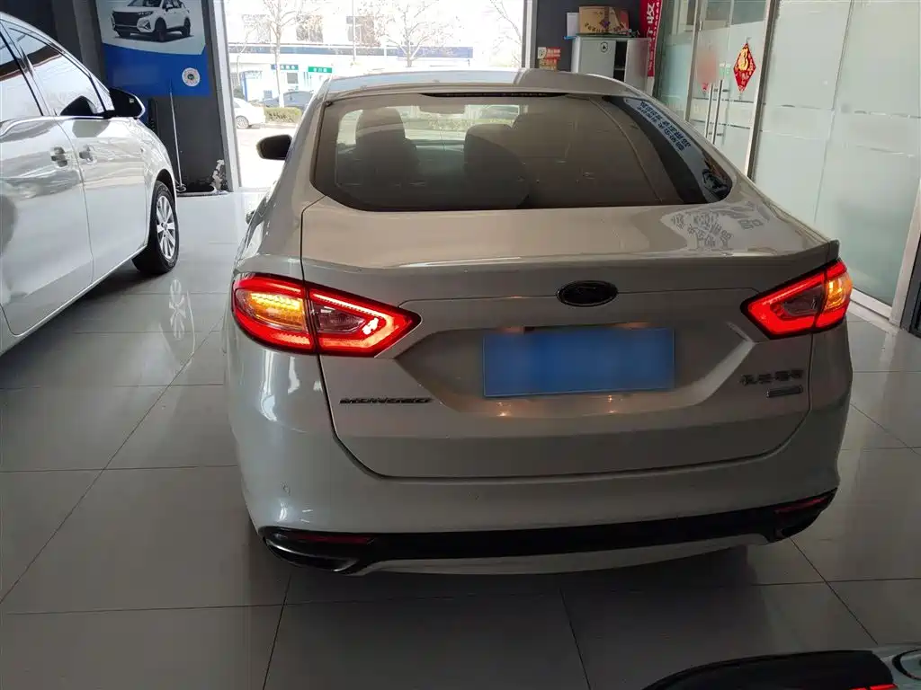 Mondeo 2.0 L GTDi200 Fashion