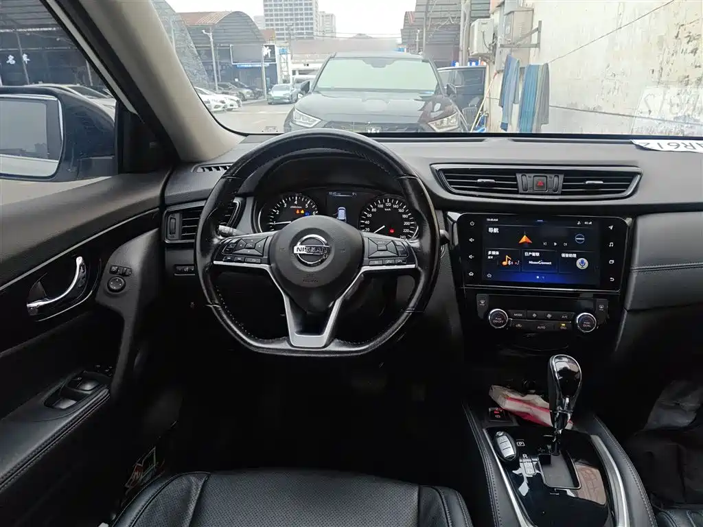 X-Trail 2.0 L XL Premium CVT 2 WD Connected Premium