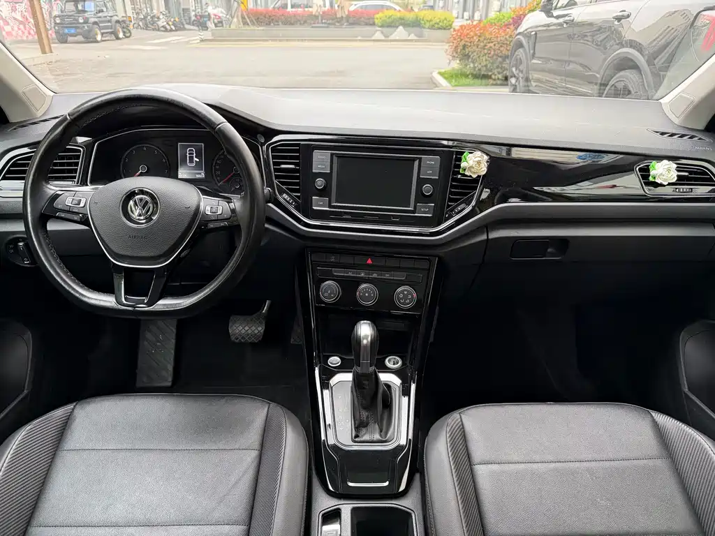 T-ROC 280 TSI DSG 2 WD Comfort CN-V