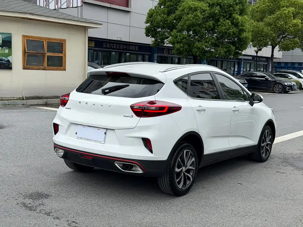 Emgrand GS 1.4 T CVT Elegant