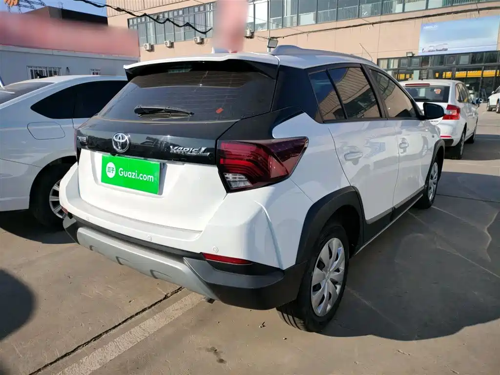 YARiS L Zhixuan Zhixuan X 1.5 L CVT Leading PLUS