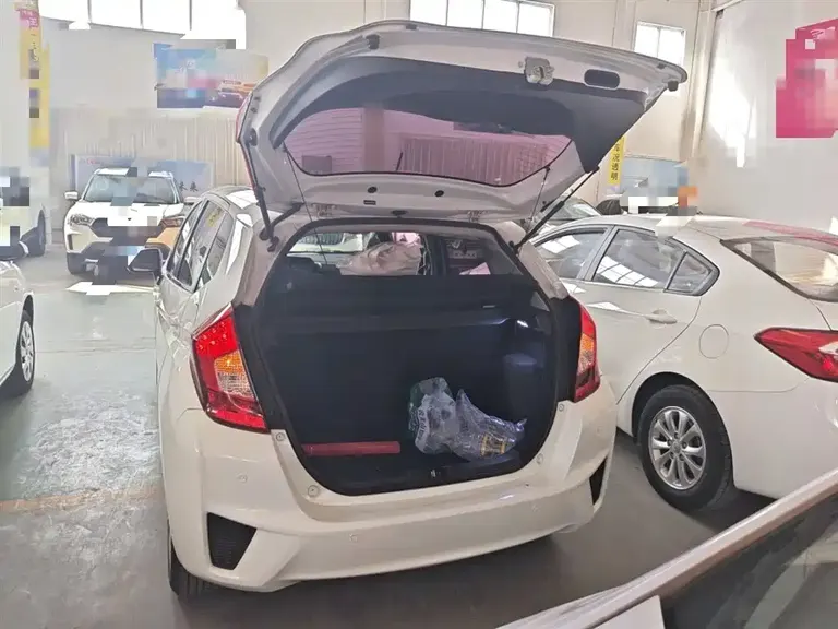 Honda Fit 1.5 L LX CVT Comfort