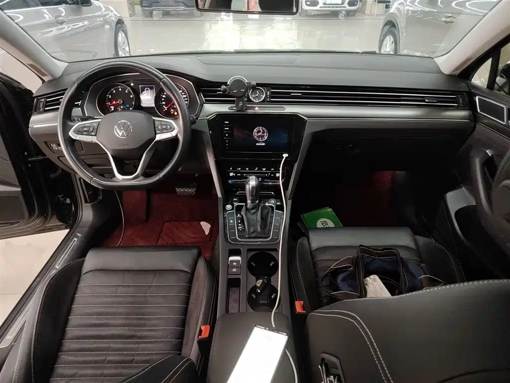 Magotan 330 TSI DSG Leading