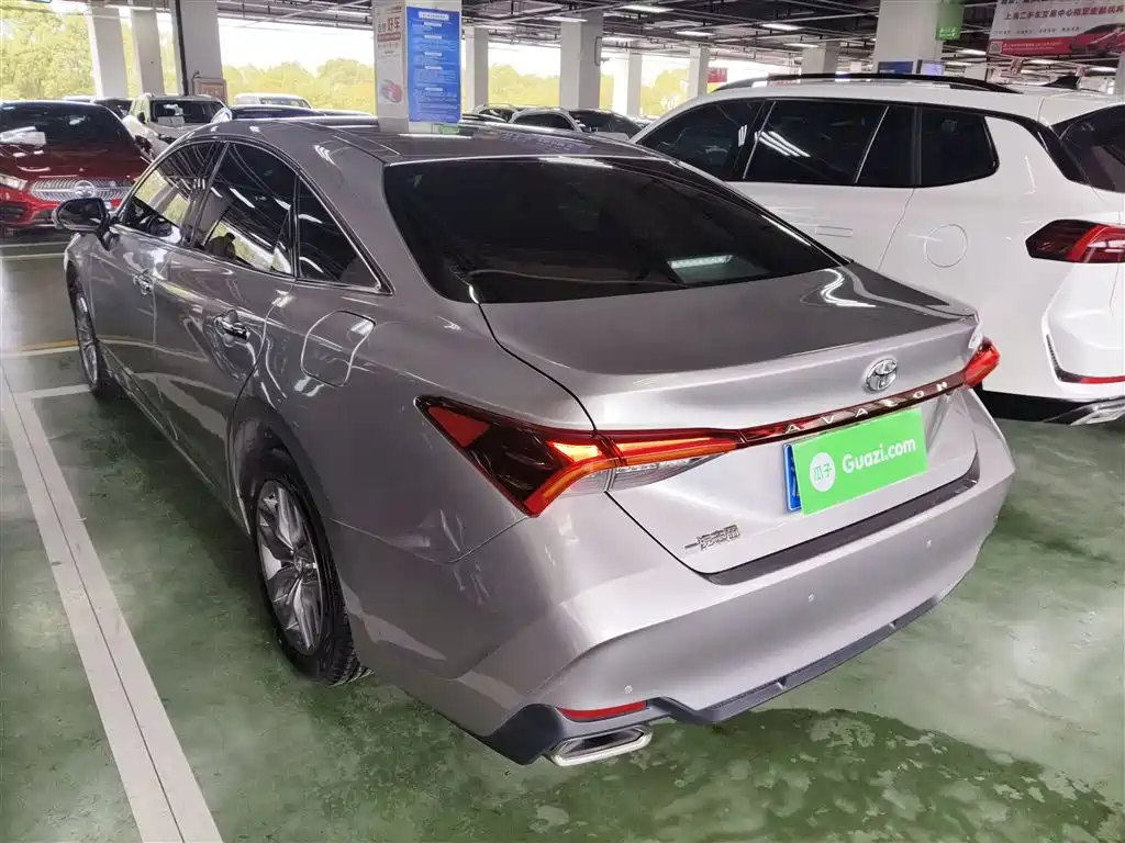 Avalon 2.0 L Luxury