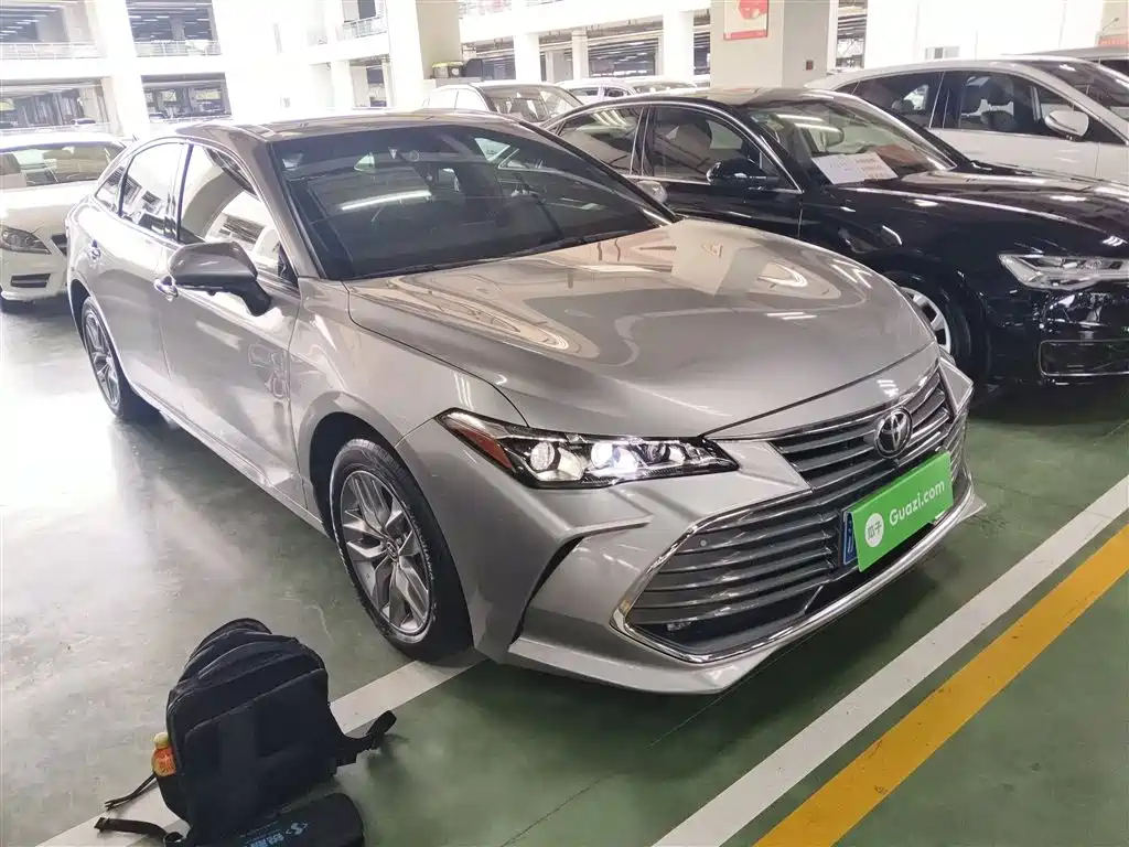 Avalon 2.0 L Luxury