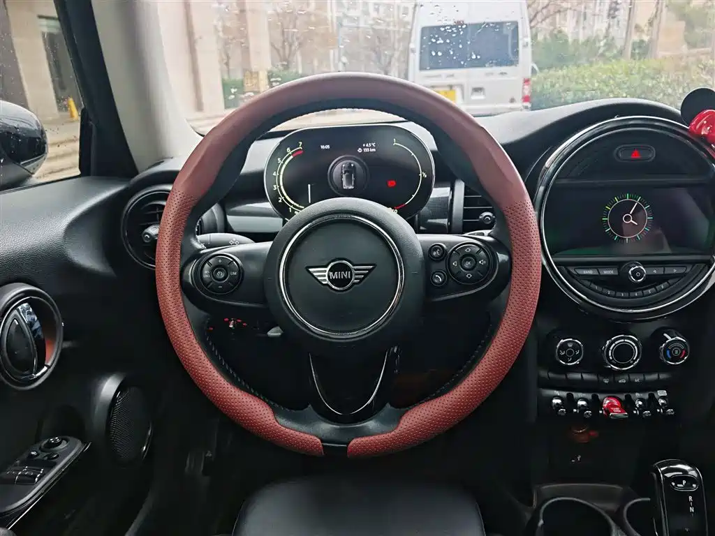 MINI 1.5 T COOPER Classic
