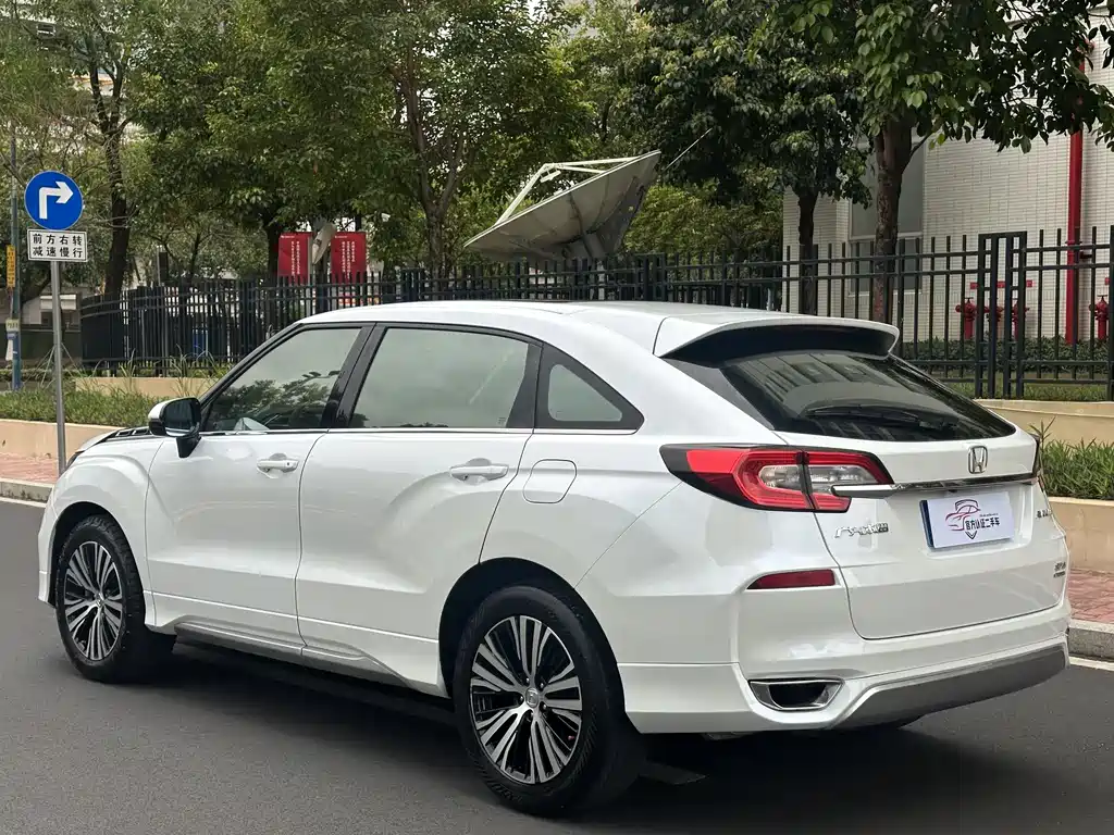 Avancier 370 TURBO 2 WD Luxury