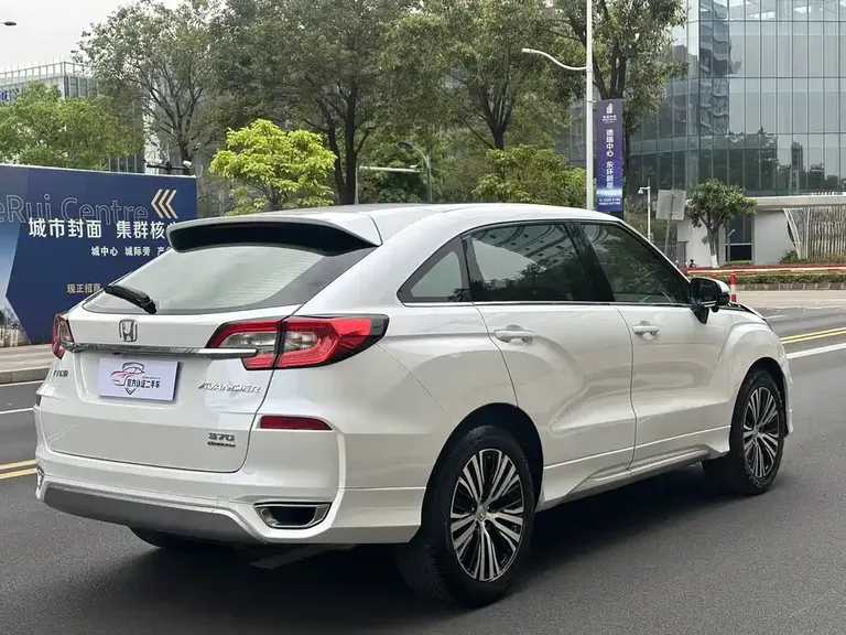 Honda Avancier 370 TURBO 2 WD Luxury