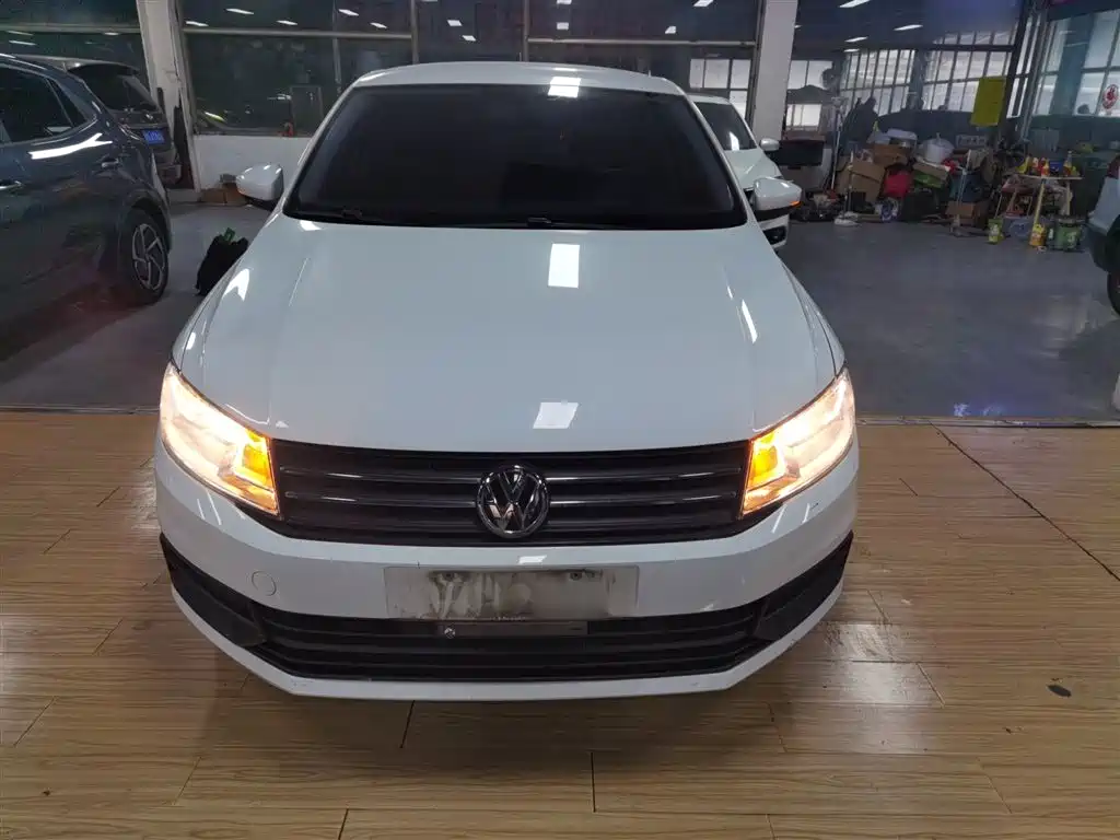 Santana 1.5 L Auto Style CN-VI