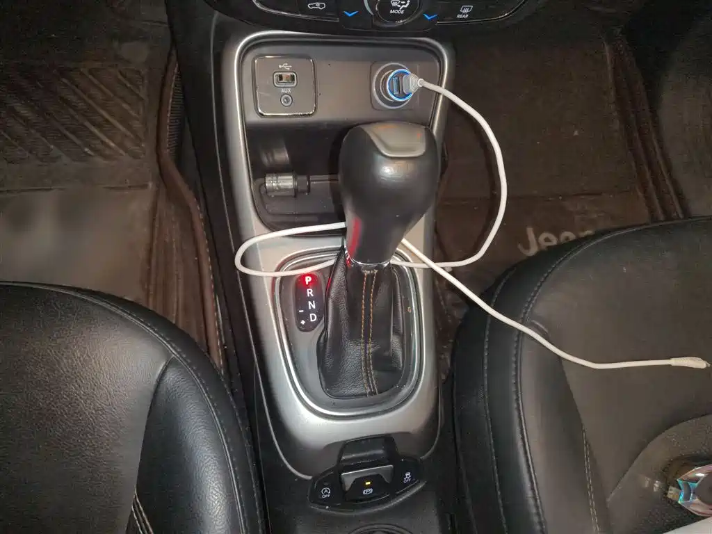 Compass 200 T Auto Home Enjoyment