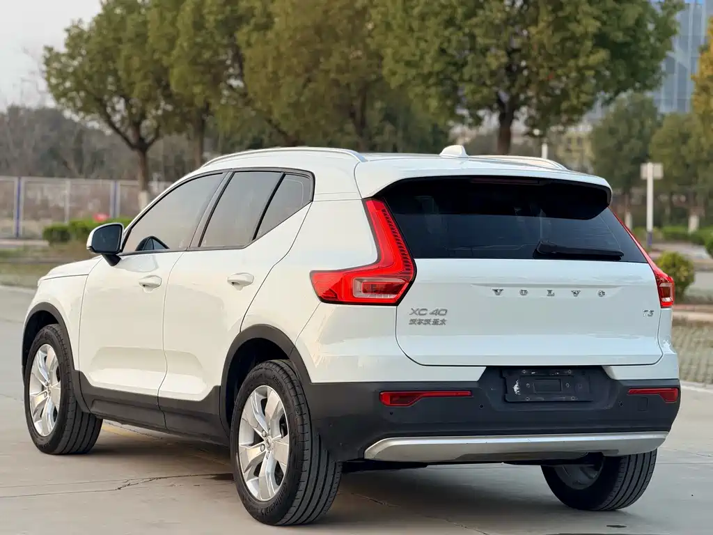 Volvo XC40 T3 Smart Travel Fashion