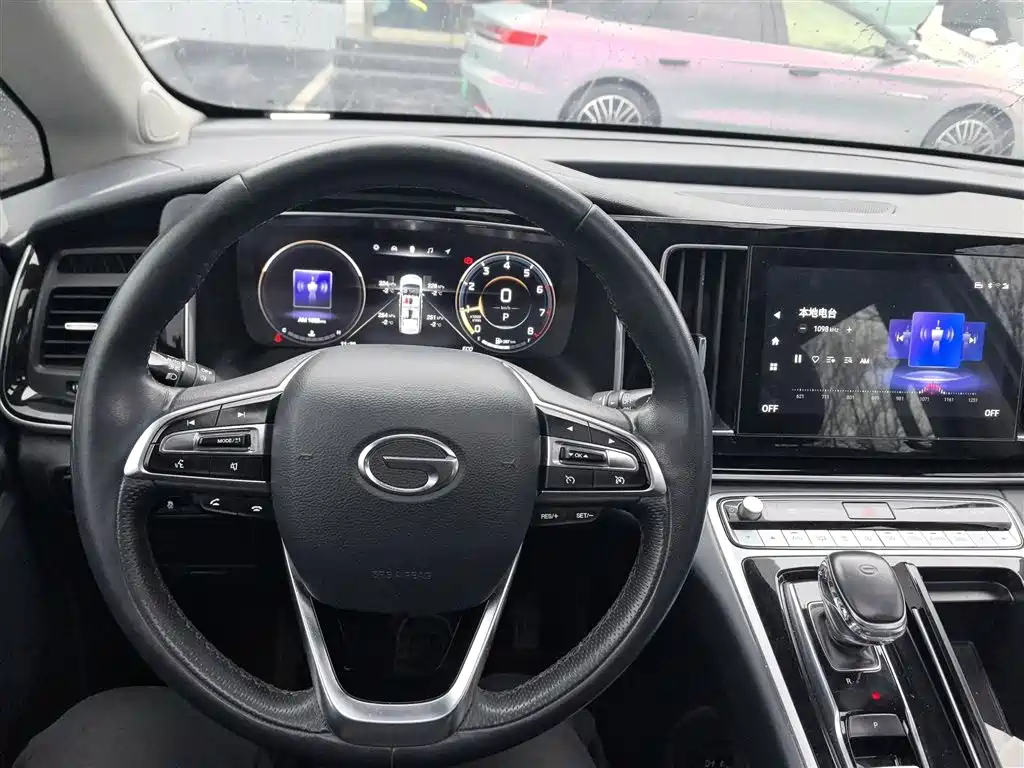 GAC Trumpchi M8 Leading Show Series 390 T Distinguished