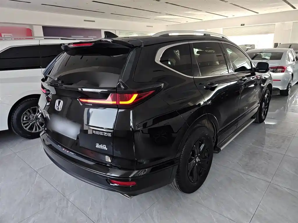 Breeze 240 TURBO CVT 2 WD Distinguished