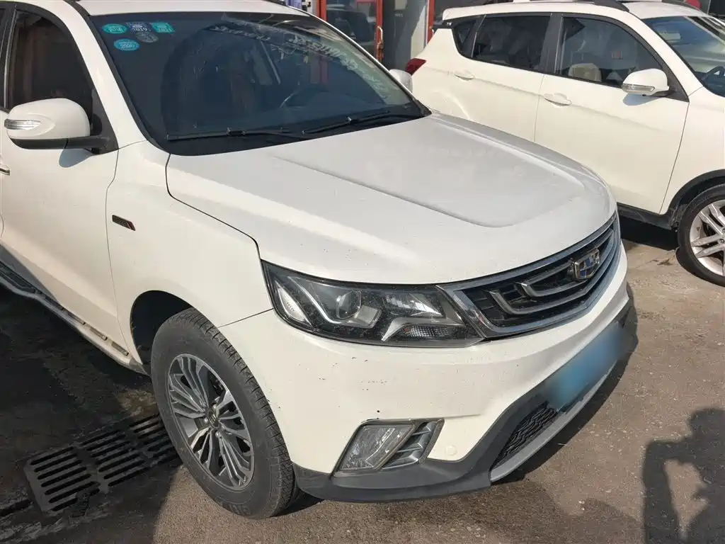 Vision X6 1.3 T CVT Luxury