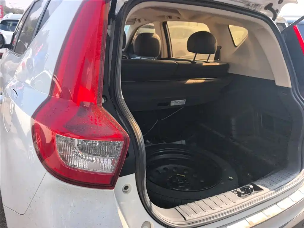 Vision X6 1.3 T CVT Luxury