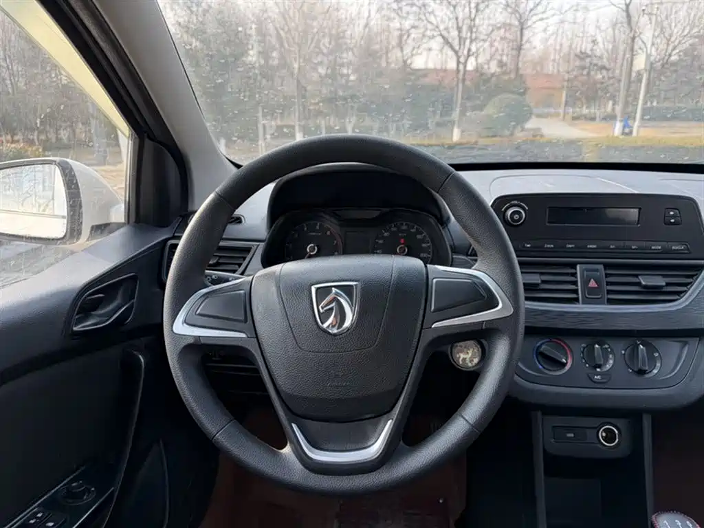 Baojun 310 1.2 L Manual Comfort