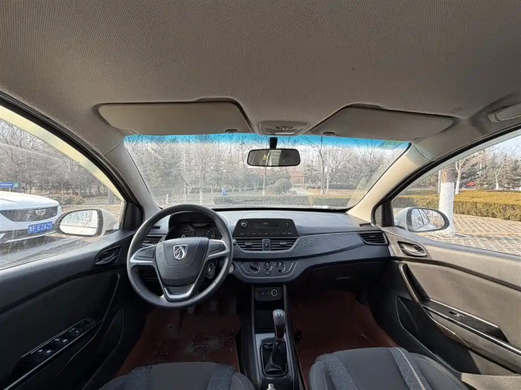 Baojun 310 1.2 L Manual Comfort
