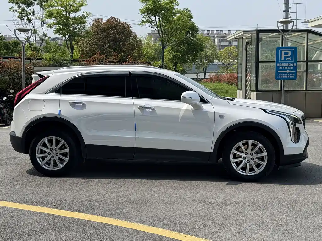 Cadillac XT4 28 T 2 WD Style