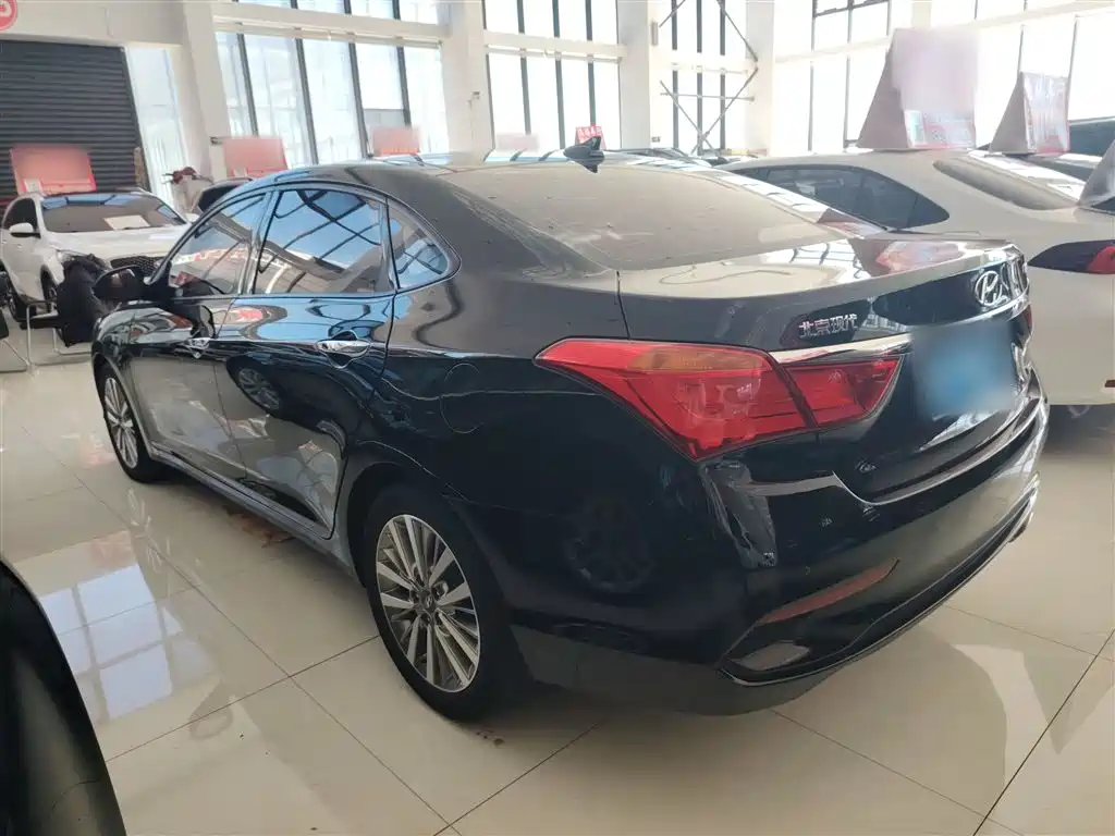 Mistra 1.6 T Auto Intelligent GLS CN-V