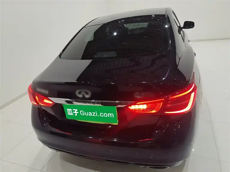 Infiniti Q50 L 2.0 T Comfort CN-VI