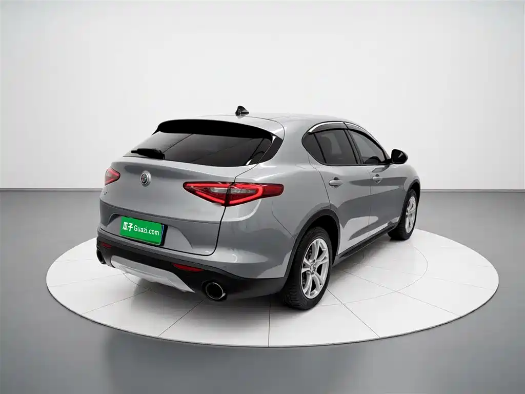 Stelvio 2.0 T 200 HP Elite