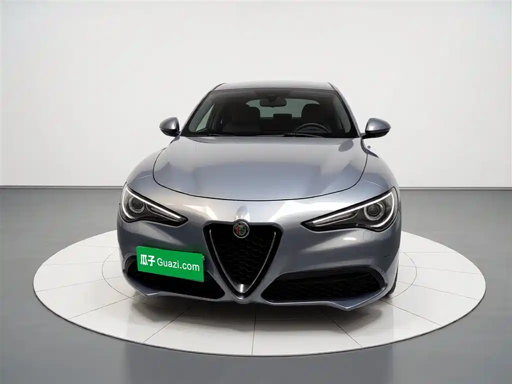 Stelvio 2.0 T 200 HP Elite