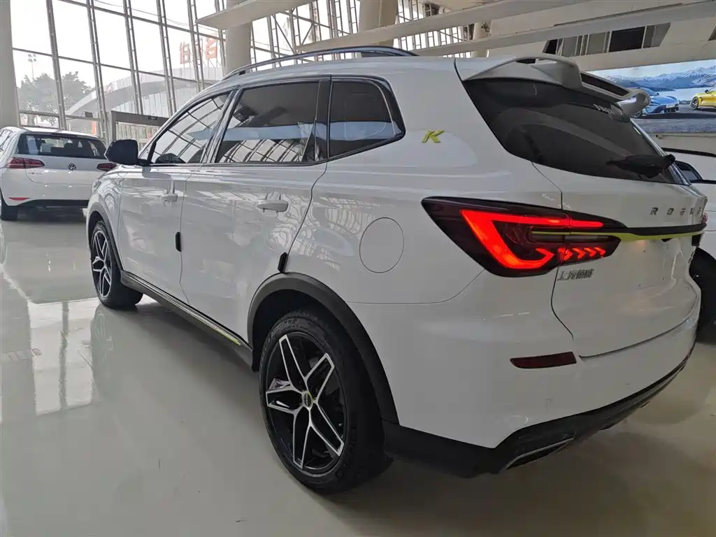 Roewe RX5 PLUS 330 TGI Auto China Style Smart Premium