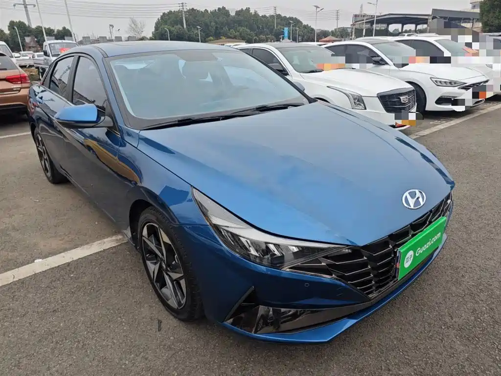 Elantra 1.5 L CVT GLX Elite