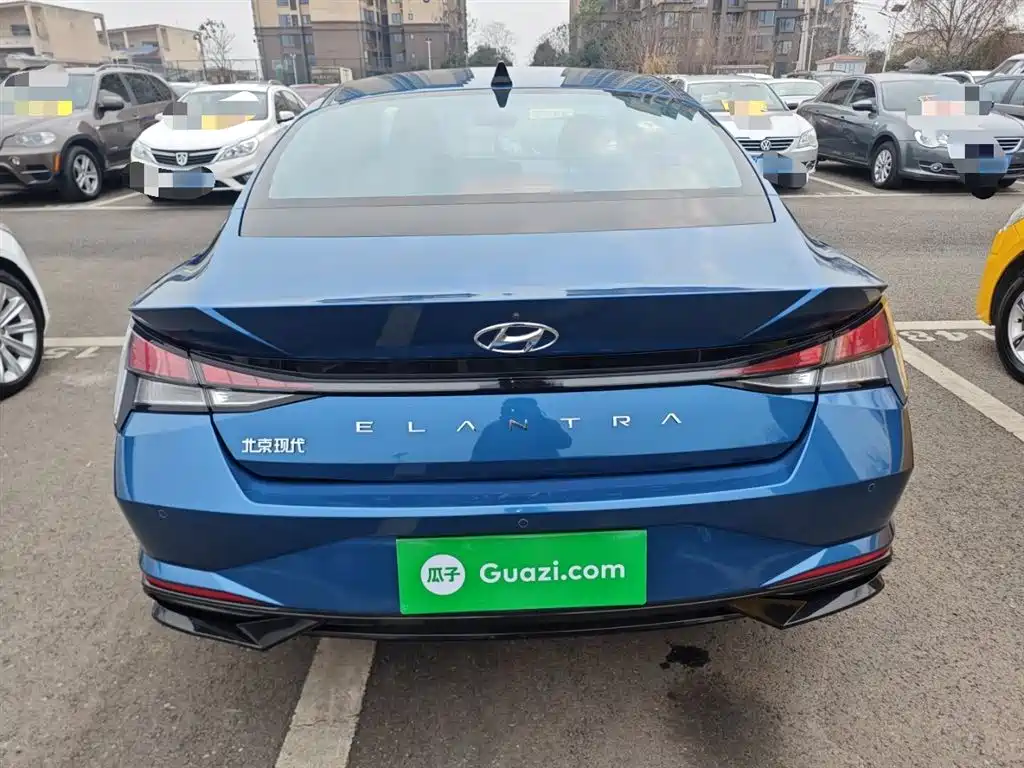 Elantra 1.5 L CVT GLX Elite