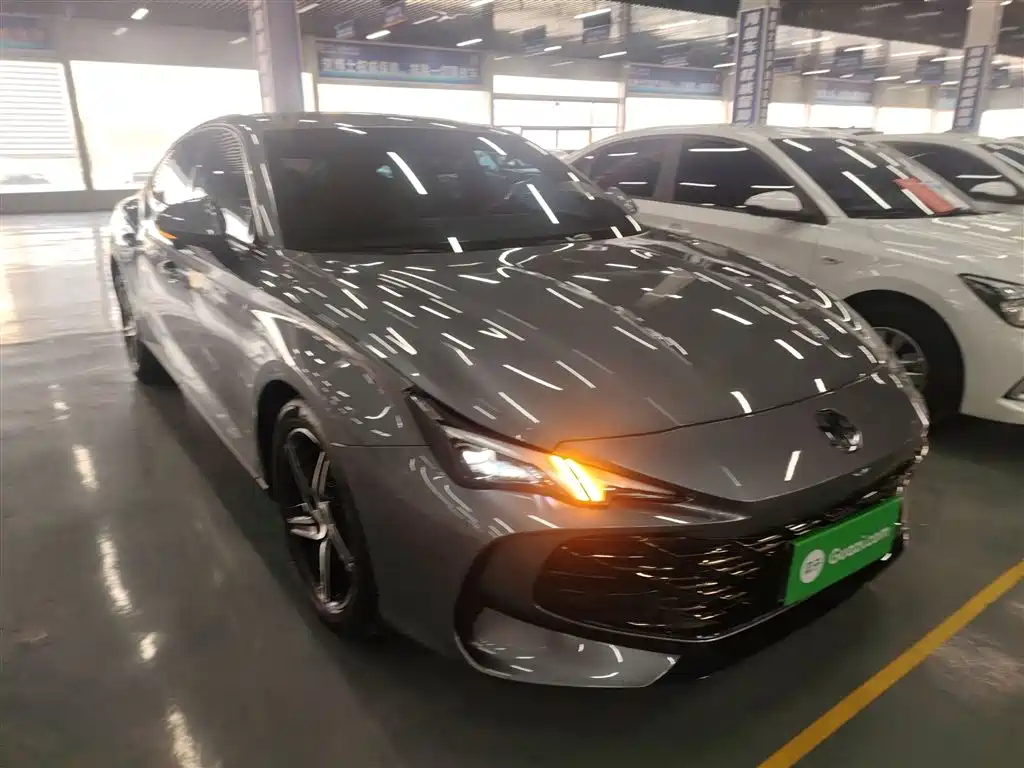MG7 1.5 T DCT Supreme Beauty Luxury