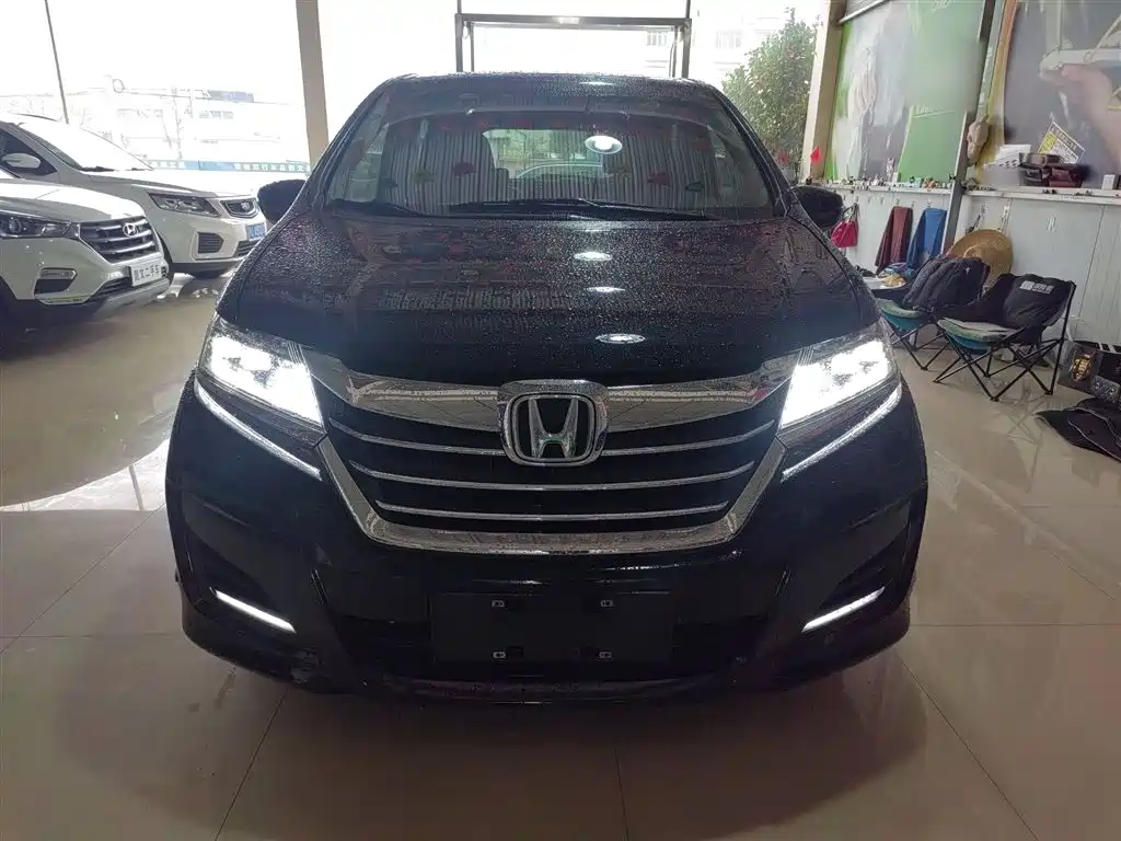 Elysion 2.4 L Style