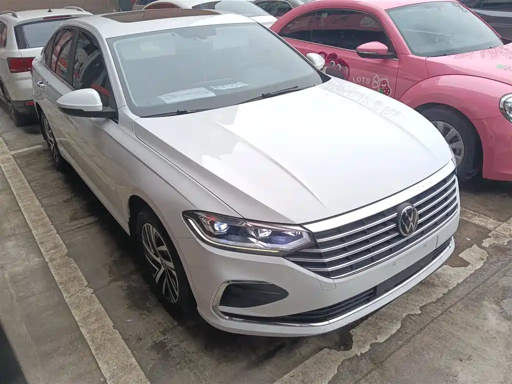 Lavida 280 TSI DSG Manyi