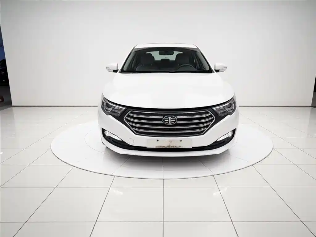 Besturn B30 奔腾B30 2017款 1.6 L 手动豪华型