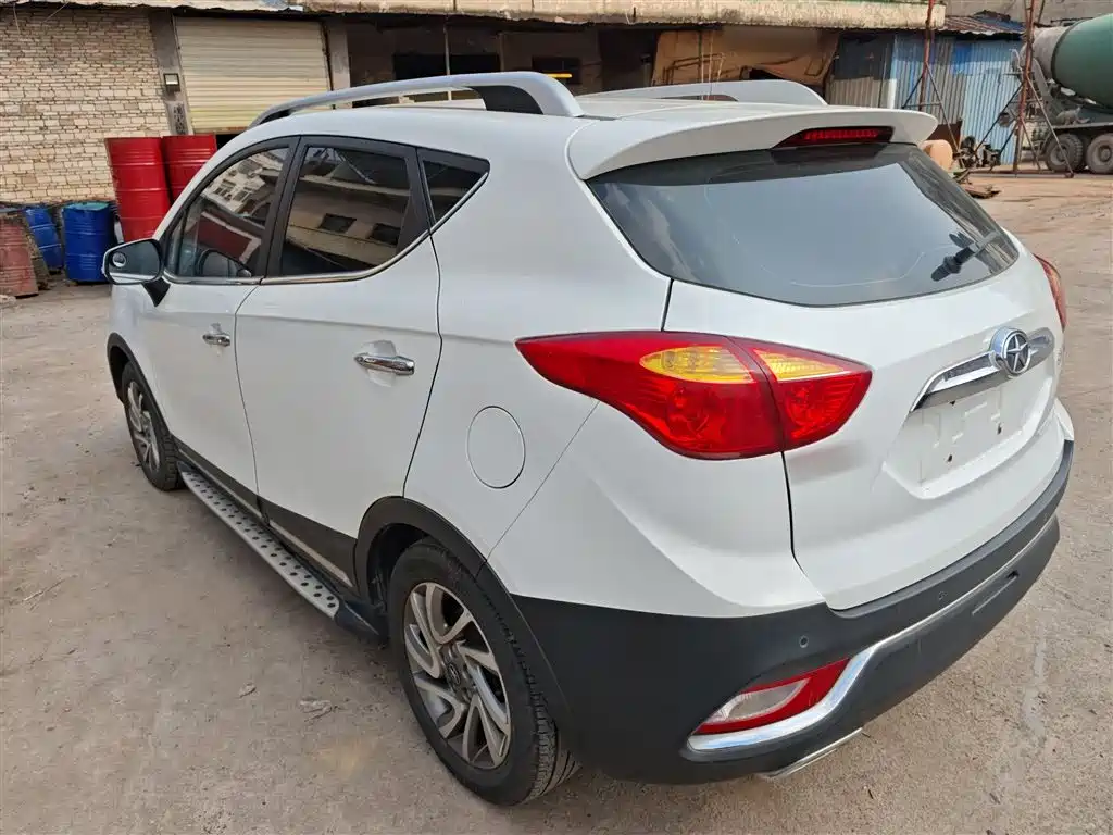 Refine S3 1.5 L CVT Luxury Smart