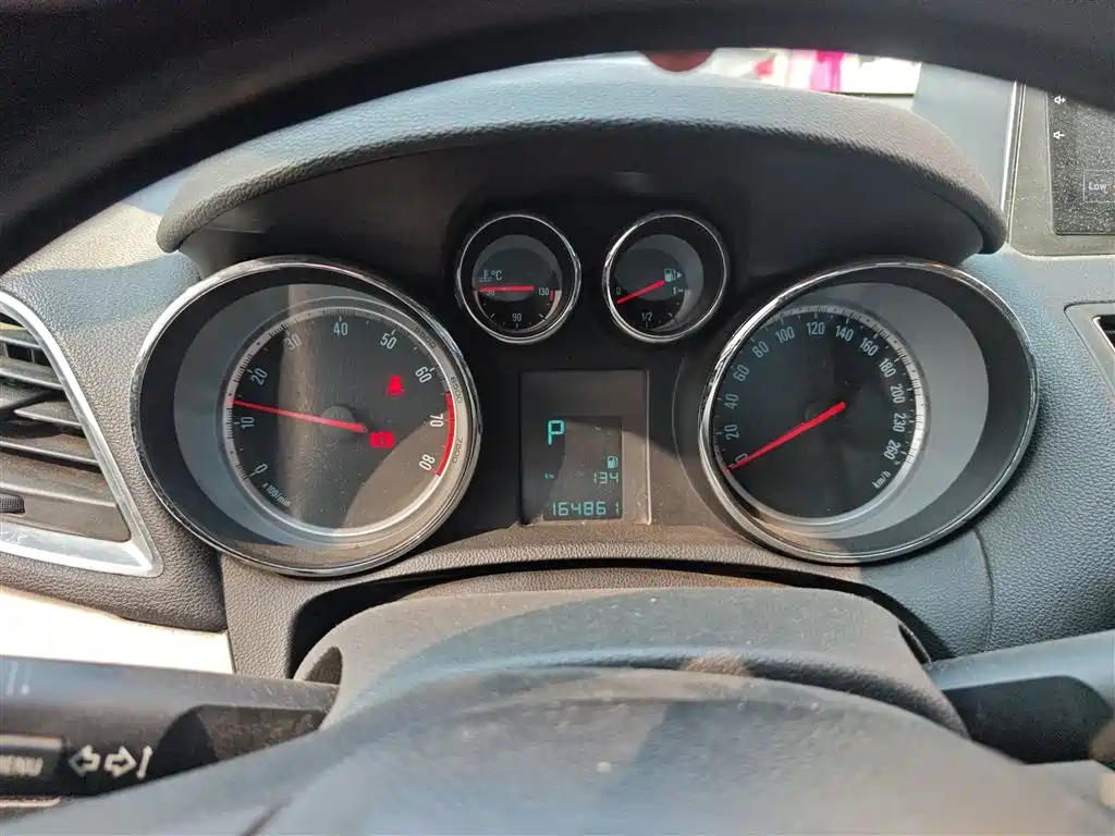 Encore 1.4 T Auto 2 WD Urban Elite