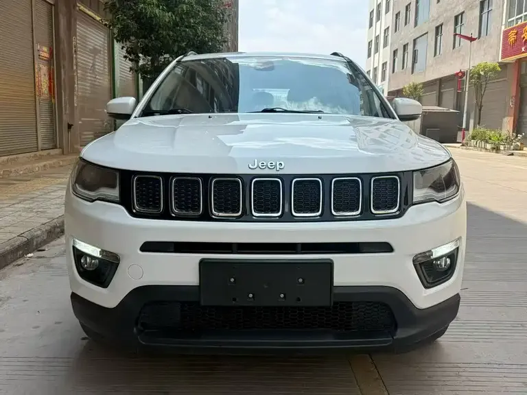 Jeep Compass 200 T Auto Home Enjoyment