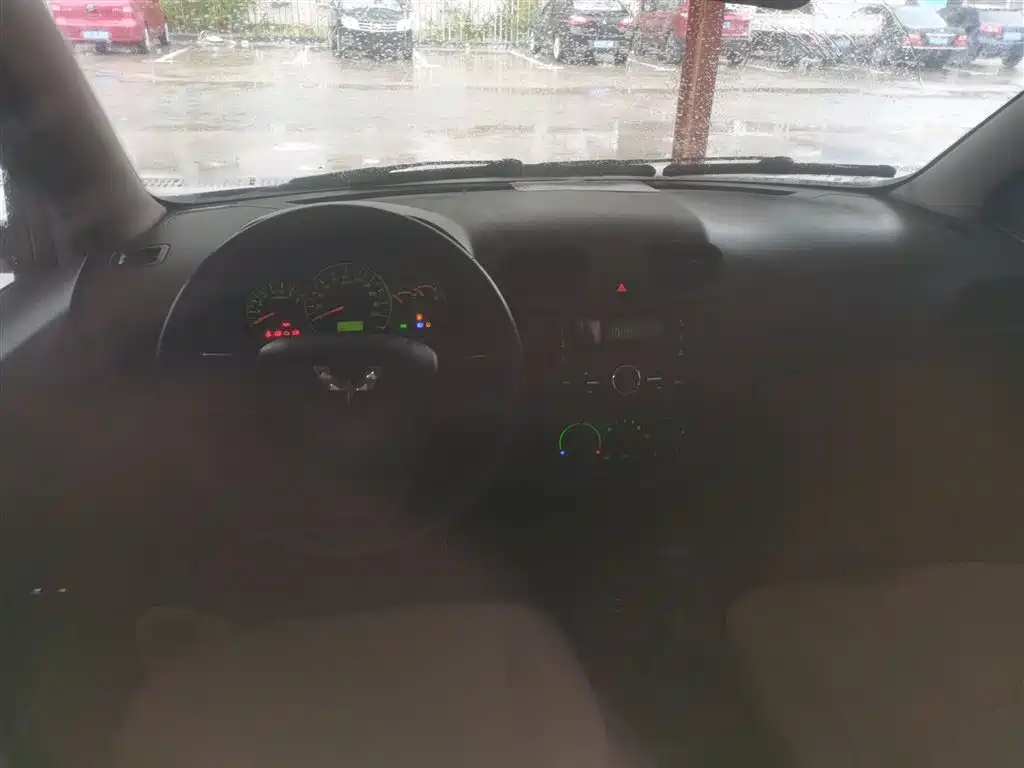 Wuling Hongguang 1.2 L S Basic CN-VI LSI