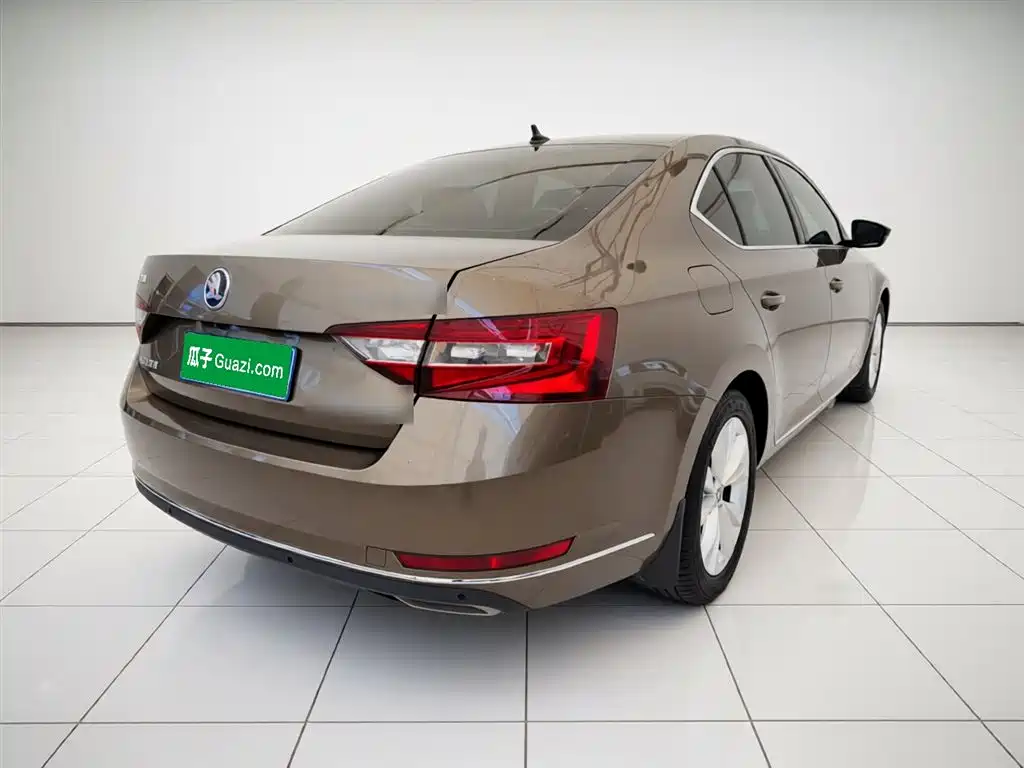 Superb 速派 2018款 TSI330 DSG舒适版 国VI