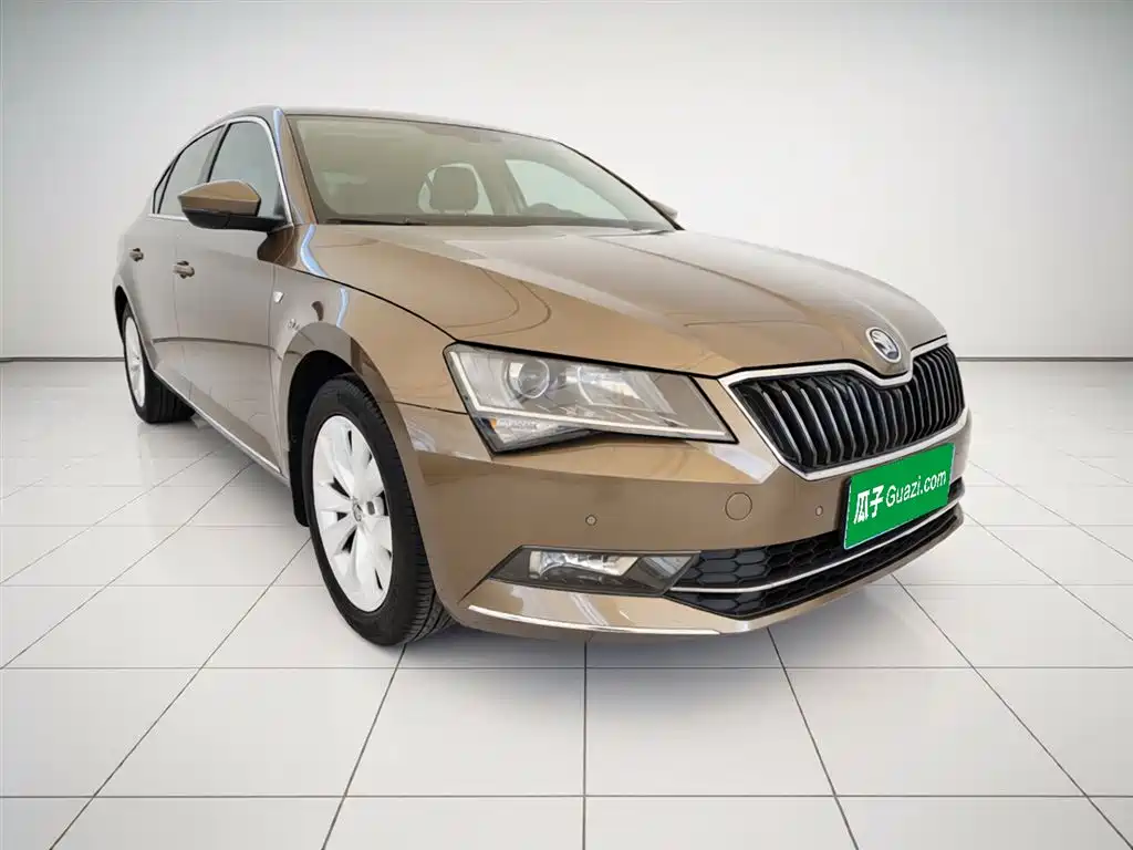 Superb 速派 2018款 TSI330 DSG舒适版 国VI