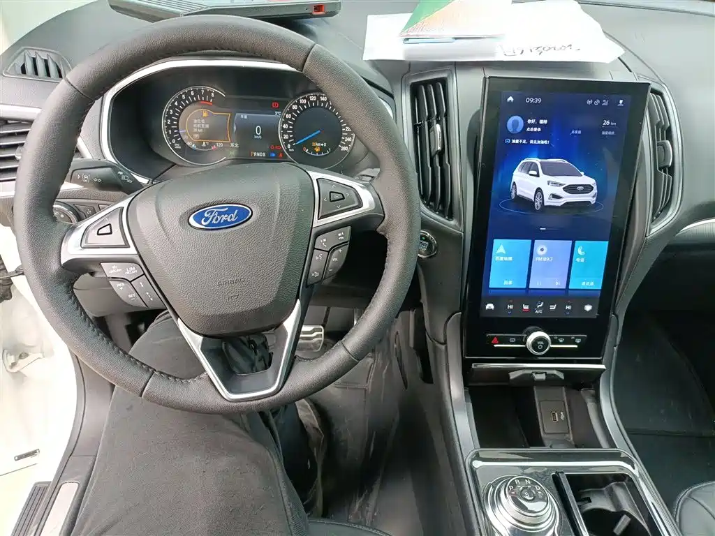 Edge EcoBoost 245 2 WD Grand Sharp 7-seat