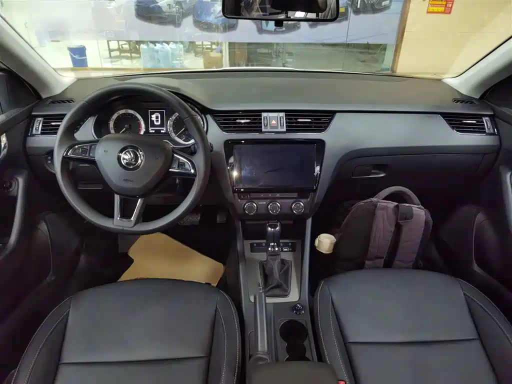 Octavia 明锐 2022款 1.5 L 自动舒享版