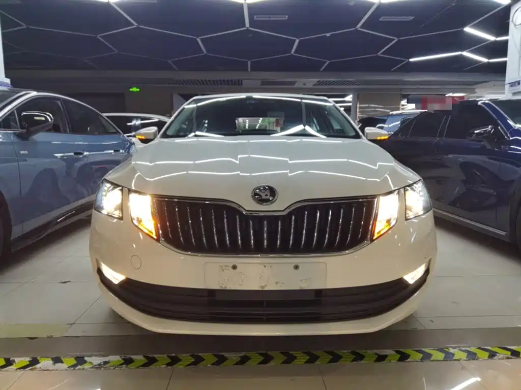 Octavia 明锐 2022款 1.5 L 自动舒享版