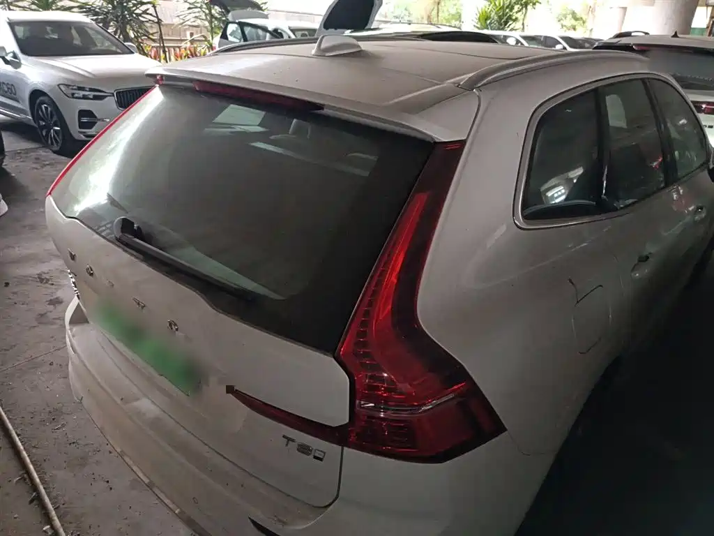 Volvo XC60 PHEV PHEV Hybrid Long Range 4 WD Smart Grace Luxury