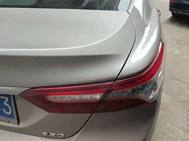 Toyota Camry 2.5 G Luxury