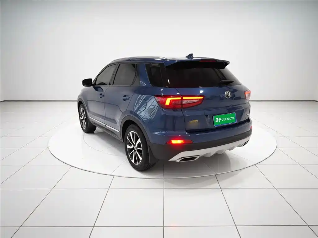 Changan CS55 长安CS55 2017款 1.5 T 自动炫耀型