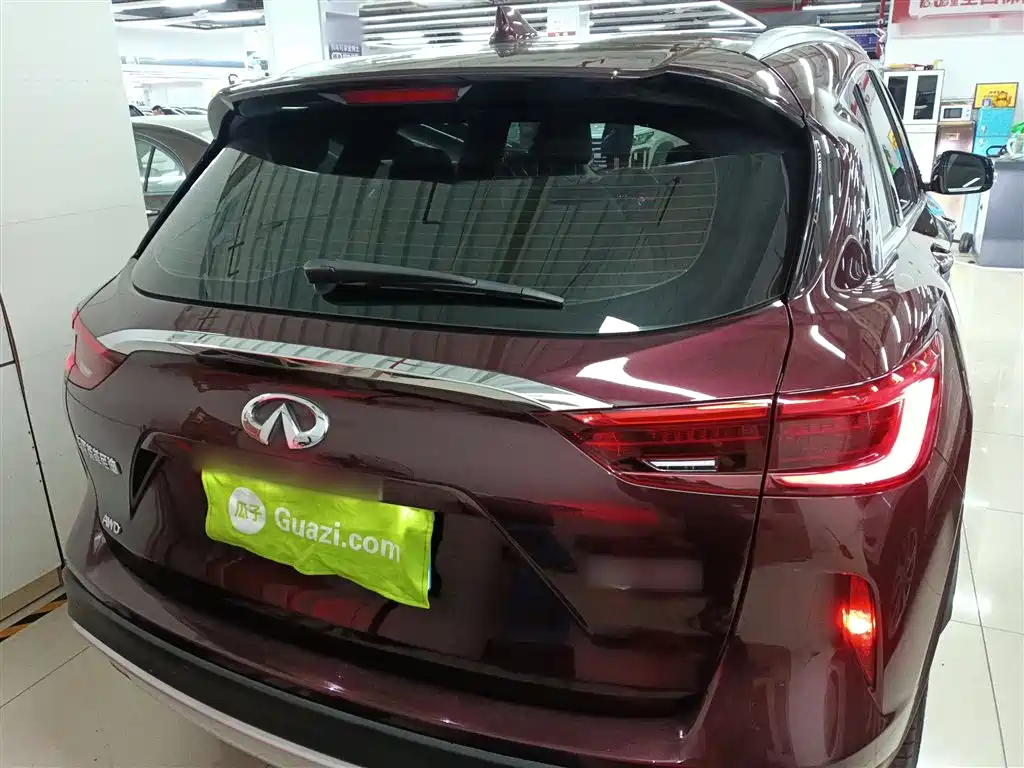Infiniti QX50 2.0 T 4 WD Elite