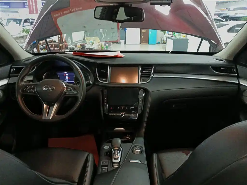 Infiniti QX50 2.0 T 4 WD Elite